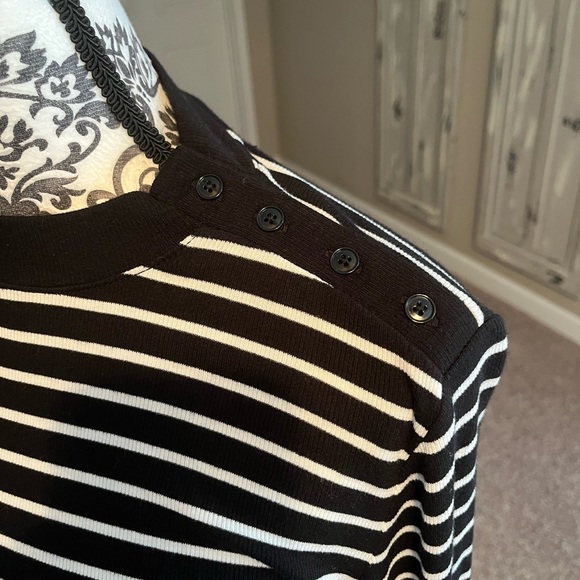 GAP Black and White Striped Long Sleeve Top - Picture 3 of 5